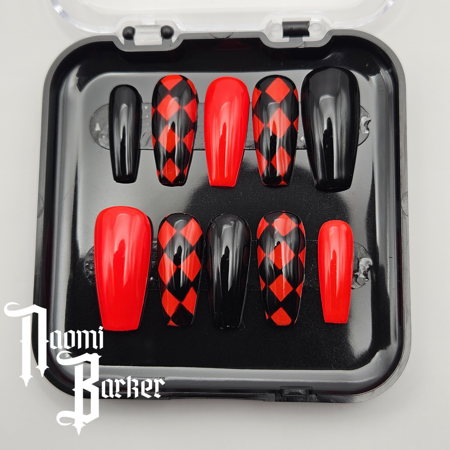 Red and Black Diamond Check