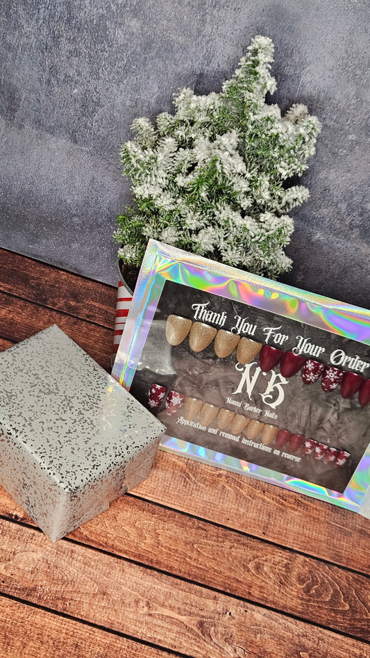 24 Set - Red and Gold Xmas Nails