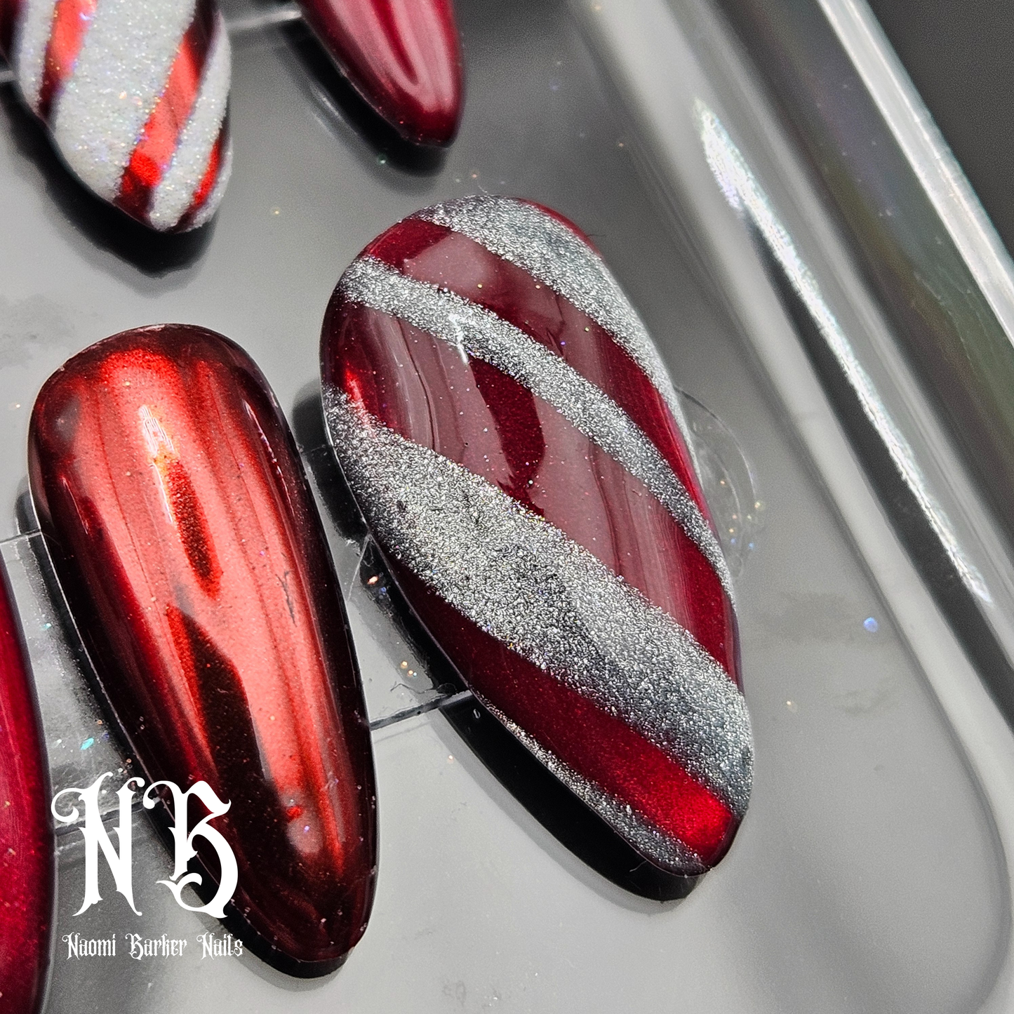 Candy Cane Xmas Nails