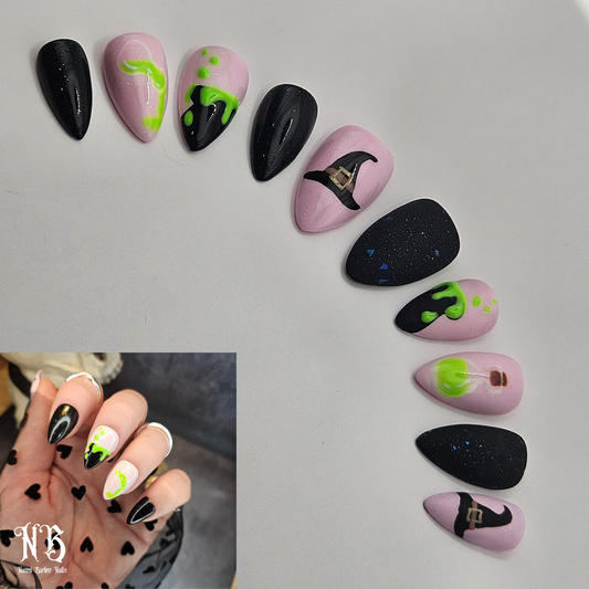 Halloween - Cauldron, Potion, Witch Hat