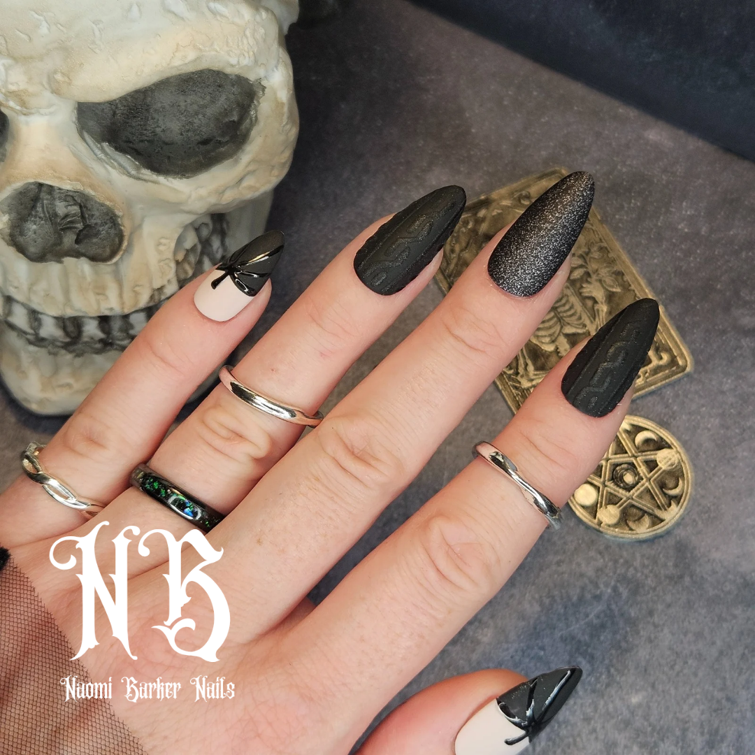 Halloween - Black pumpkin on nude, sweater, black glitter