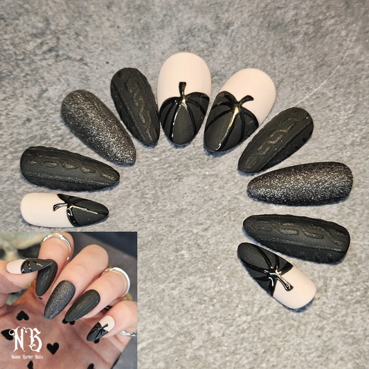 Halloween - Black pumpkin on nude, sweater, black glitter